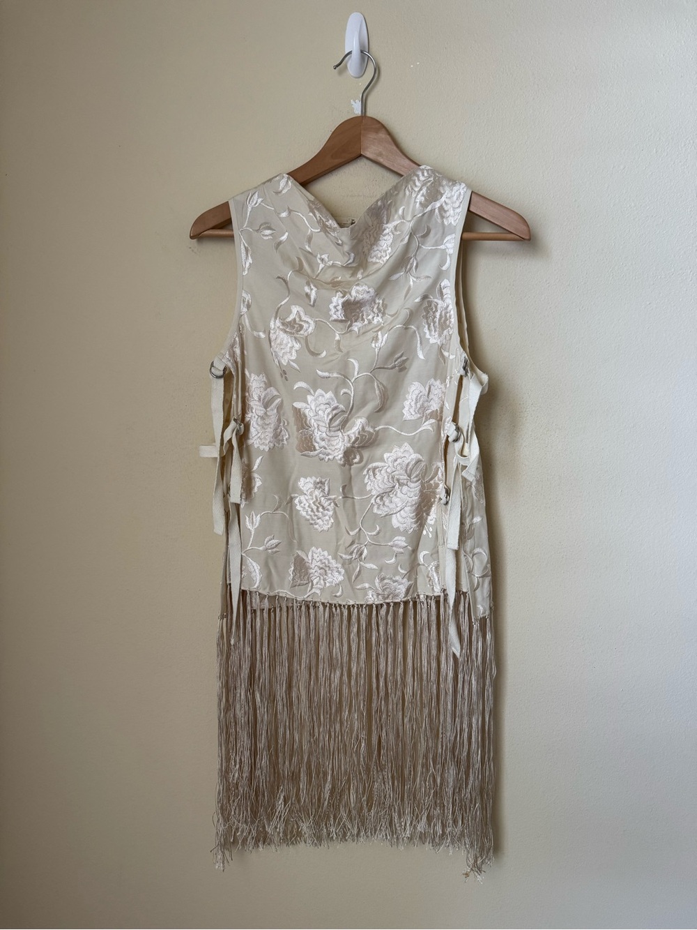 Sea New York Priscilla Embroidery Cowl Neck Fringe Vest Cream Size Small